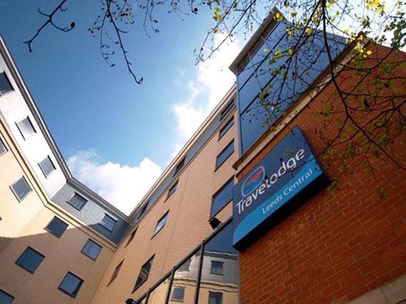 Travelodge Leeds Central Buitenkant foto
