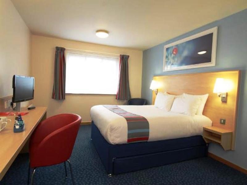 Travelodge Leeds Central Buitenkant foto