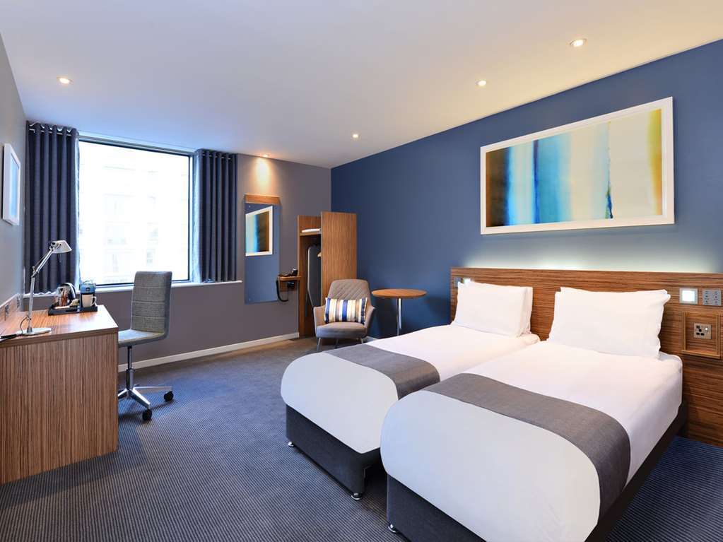 Travelodge Leeds Central Kamer foto
