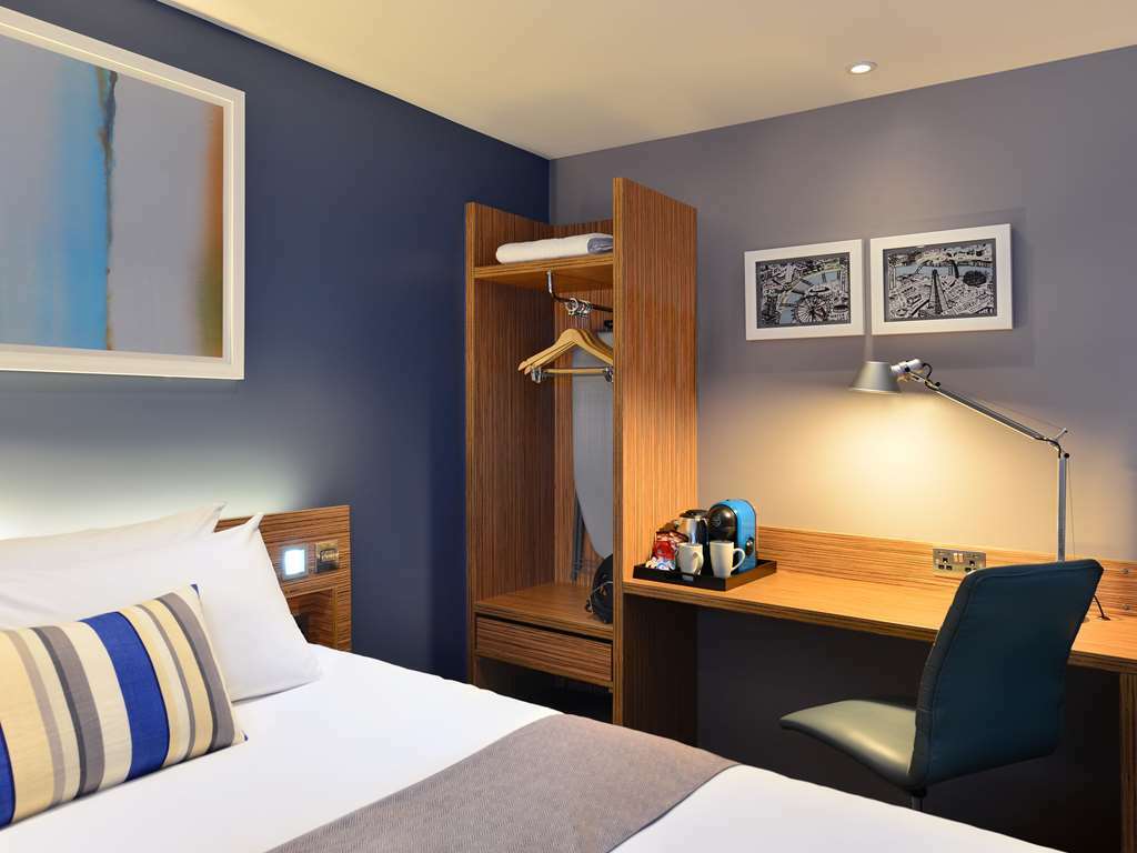 Travelodge Leeds Central Kamer foto