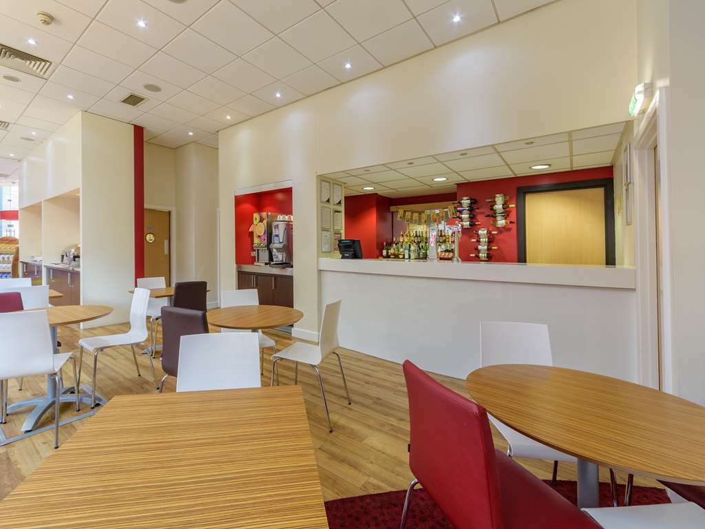 Travelodge Leeds Central Restaurant foto