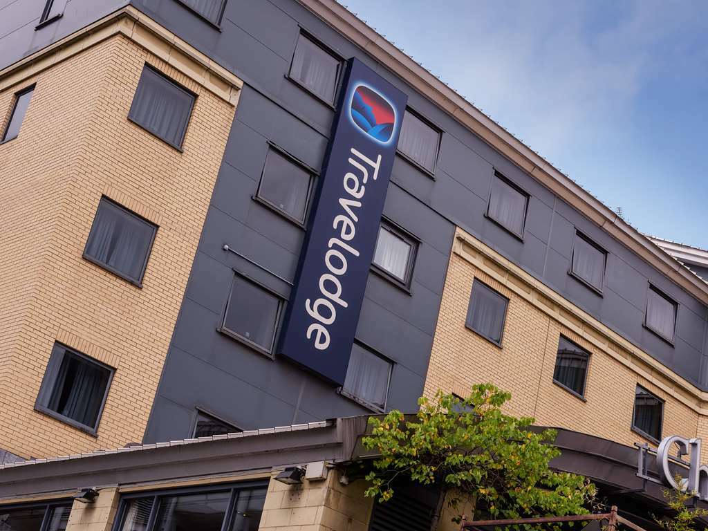 Travelodge Leeds Central Buitenkant foto
